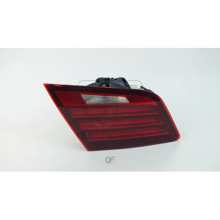 Фонарь RR LH в крышку багажника QUATTRO FRENI QF21M00094