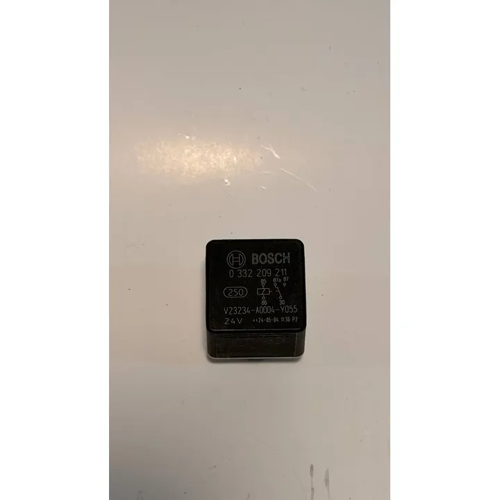 Реле 24v 5 конт. 1020a mercedesmanscania, Уценка MB BOSCH 0 332 209 211-N0 Уценка