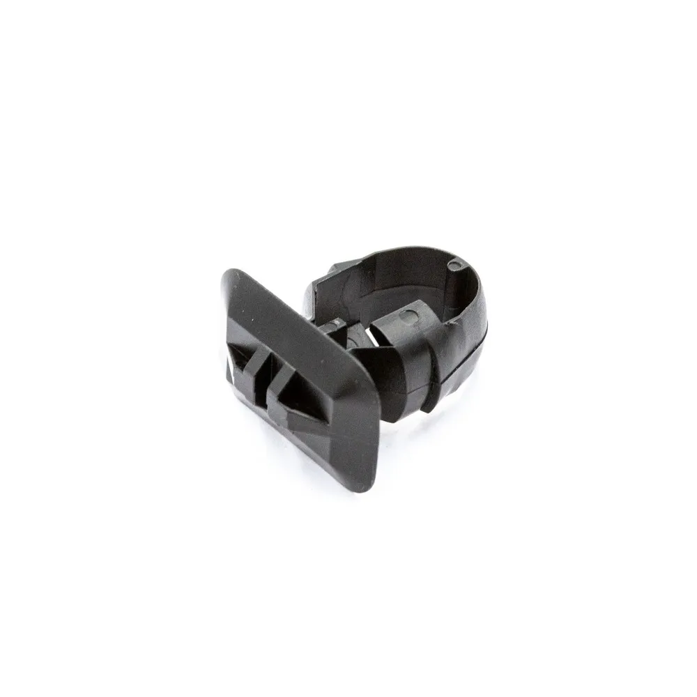 Фиксатор облицовки порога автомобиля MB W202/W210/C208 MERCEDES-BENZ A 009 988 42 78
