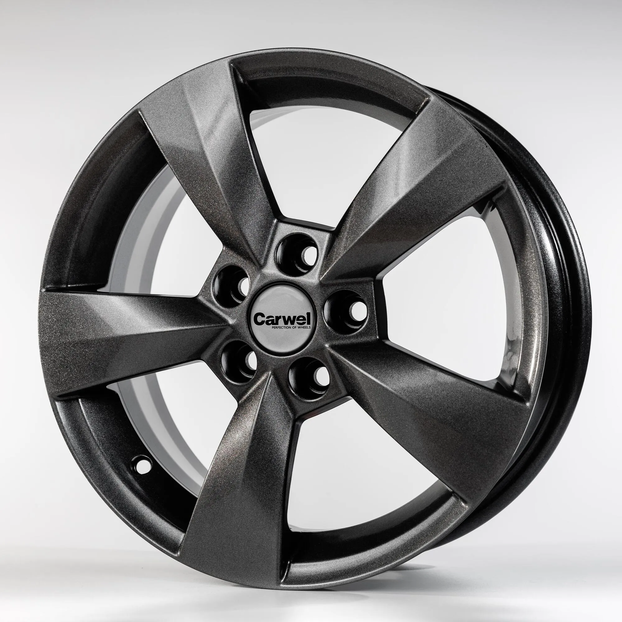 Диск литой R15 6J 5x100/57.1 ET38 Carwel Кета 1504 GST 00036665