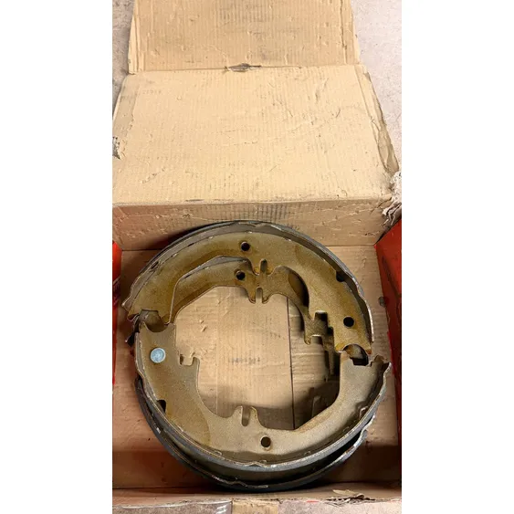 Колодки стояночного тормоза, Уценка TOYOTA LC Prado J150/LEXUS LX 470 II TRW GS8716-N2 Уценка