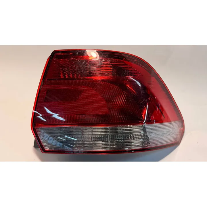Фонарь задний правый VOLKSWAGEN Polo V sedan (09-15) (без платы), Уценка VW Polo Sedan II 2015-> NSP NSP086RU945112D-N3 Уценка