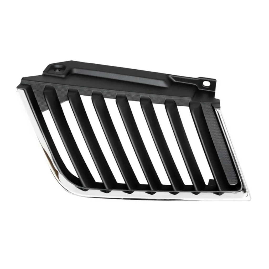 Решетка радиатора левая хром-черная L200 2006-2010 MB4090KL