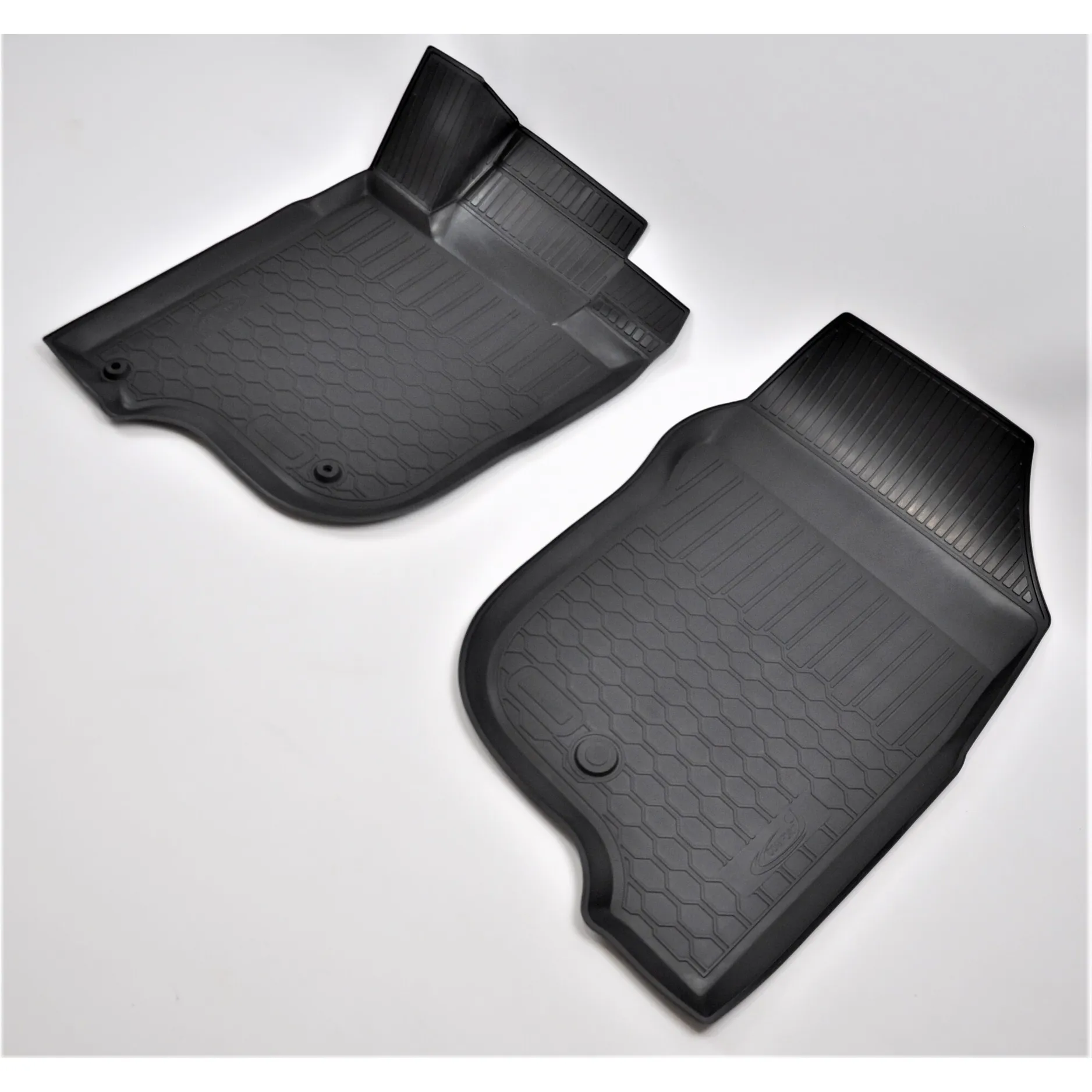 Коврики в салон передние 2шт полиуретан с крепежом Mitsubishi L200 V KK_,KL_ 2015- COMFORT 35.09.510.PLC