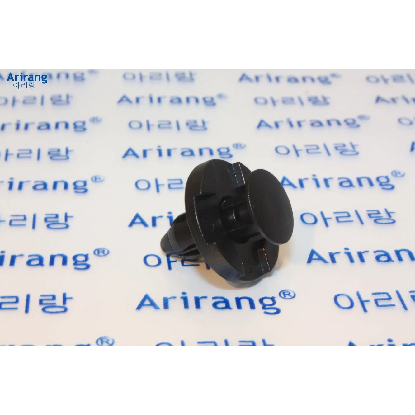 Клипса крепления бампера Mitsubishi ARIRANG ARG178291
