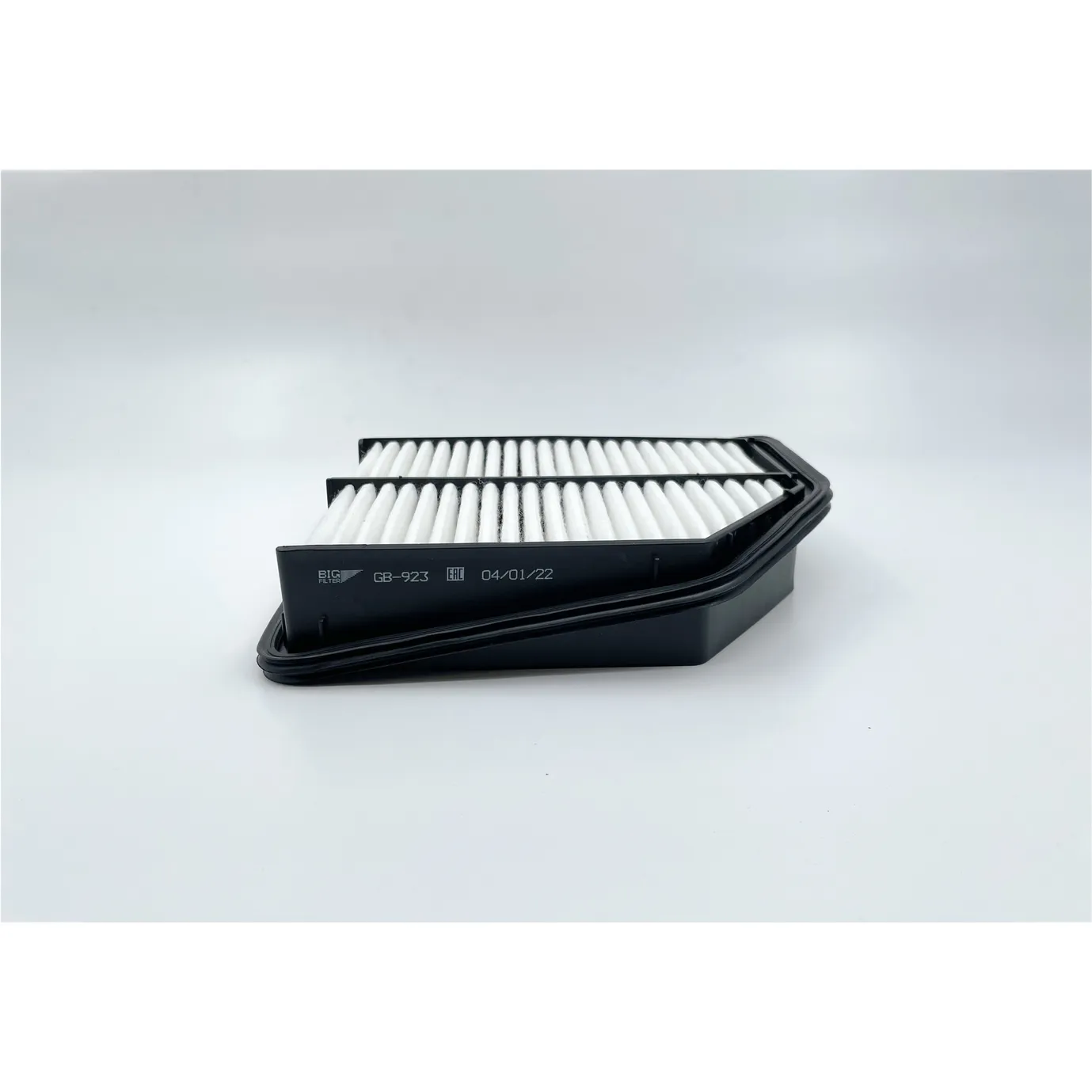 Фильтр воздушный SUZUKI Escudo III, Grand Vitara II BIG FILTER GB-923