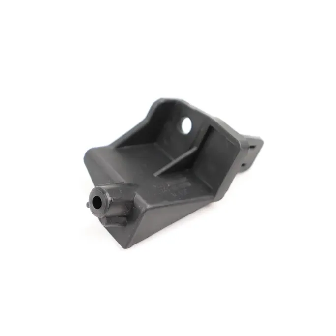 Кронштейн крепления бампера под фару Прав. Mazda M3 2013-2016 DoCar BHN150152DCR