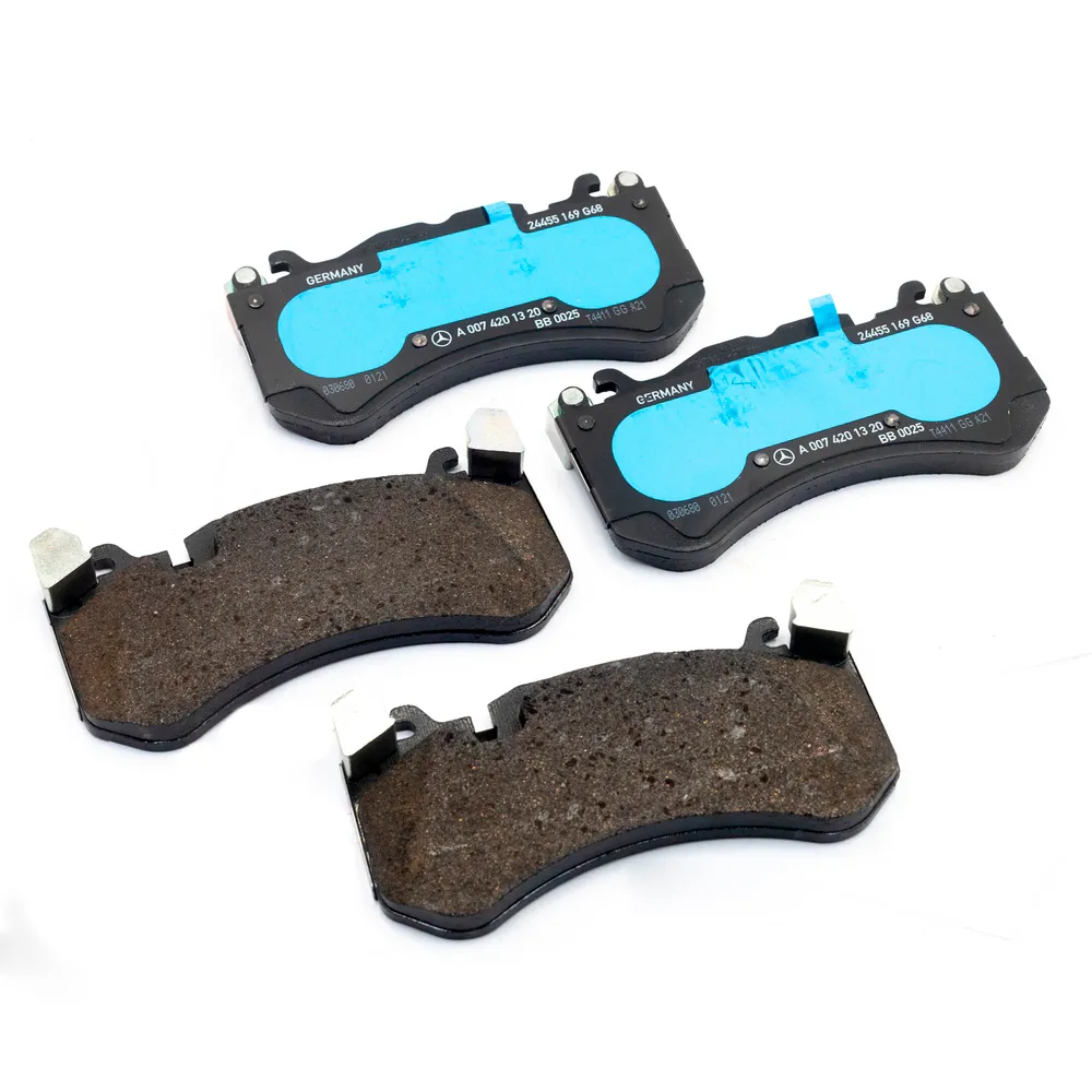 Колодки передние MERCEDES-BENZ A 008 420 20 20