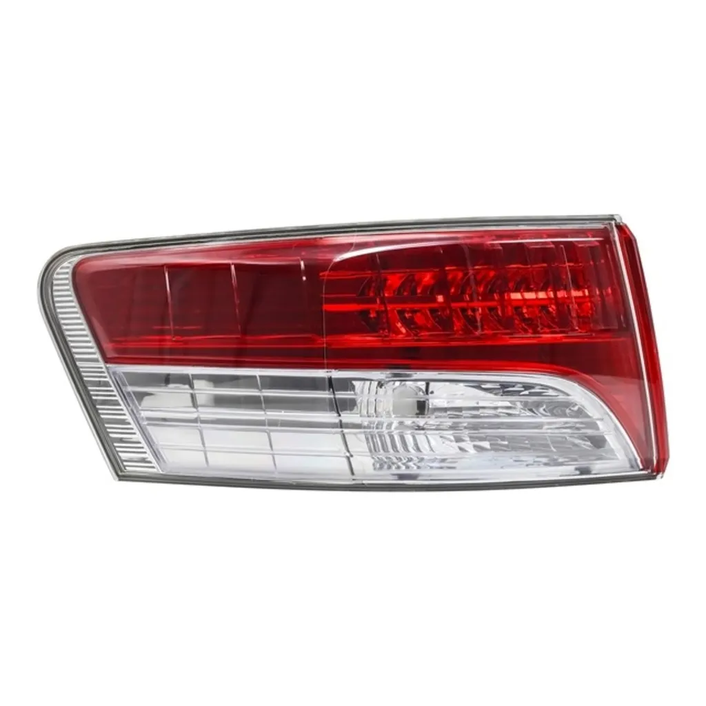 Фонарь задн. L TOYOTA AVENSIS 08-