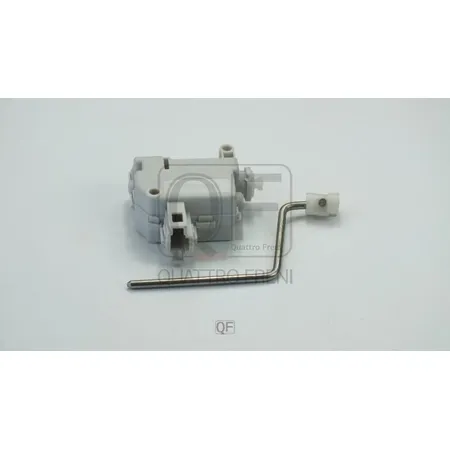 Привод лючка бензобака QUATTRO FRENI QF27H00026