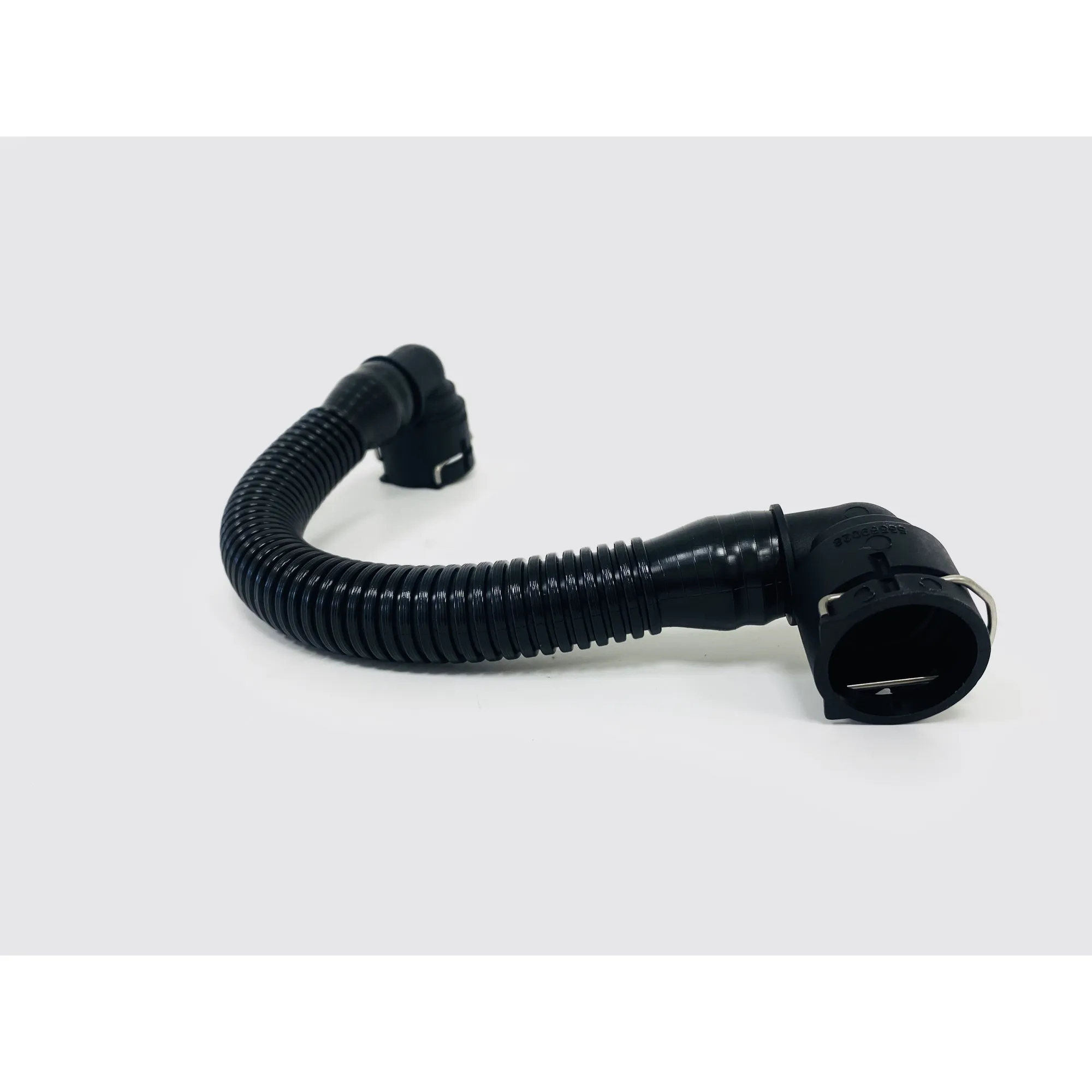 Патрубок вентиляции картера UkorAuto U0423406