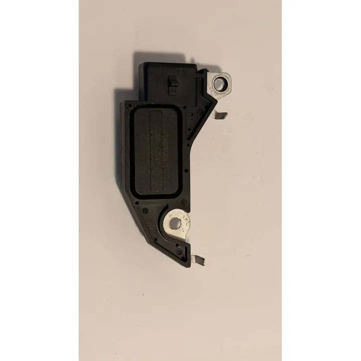 Регулятор напряжения генератора, Уценка DAEWOO Nexia/Espero/Lanos STARTVOLT VRR 0547-N0 Уценка