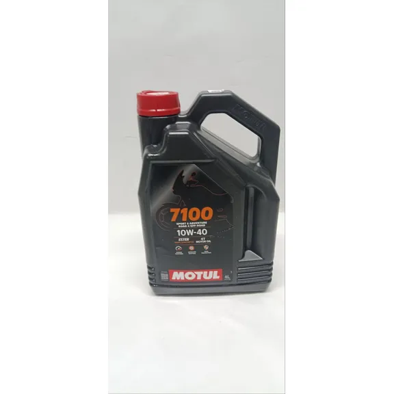 Масло моторное Motul 7100 4T 10W-40 синтетическое 4 л УЦЕНКА! 112122-N0