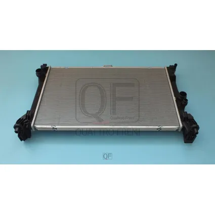 Радиатор охлаждения двигателя QUATTRO FRENI QF55A00070