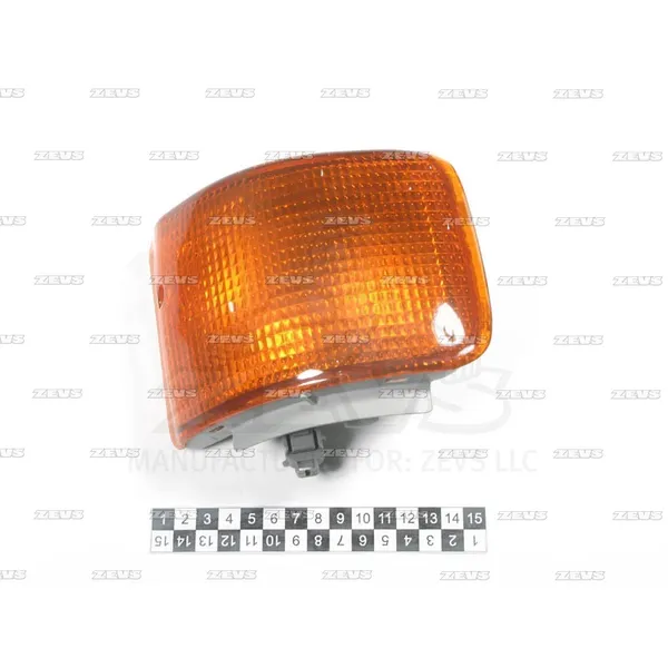 Повторитель поворота ZEVS 01-4206 R