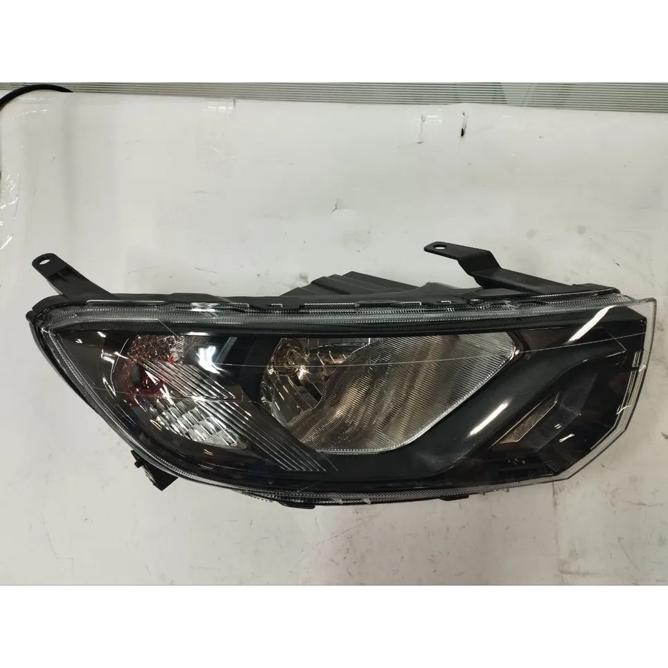 Блок-фара правая LADA Granta FL, Уценка LADA Granta FL LECAR LECAR010071003-N1 Уценка