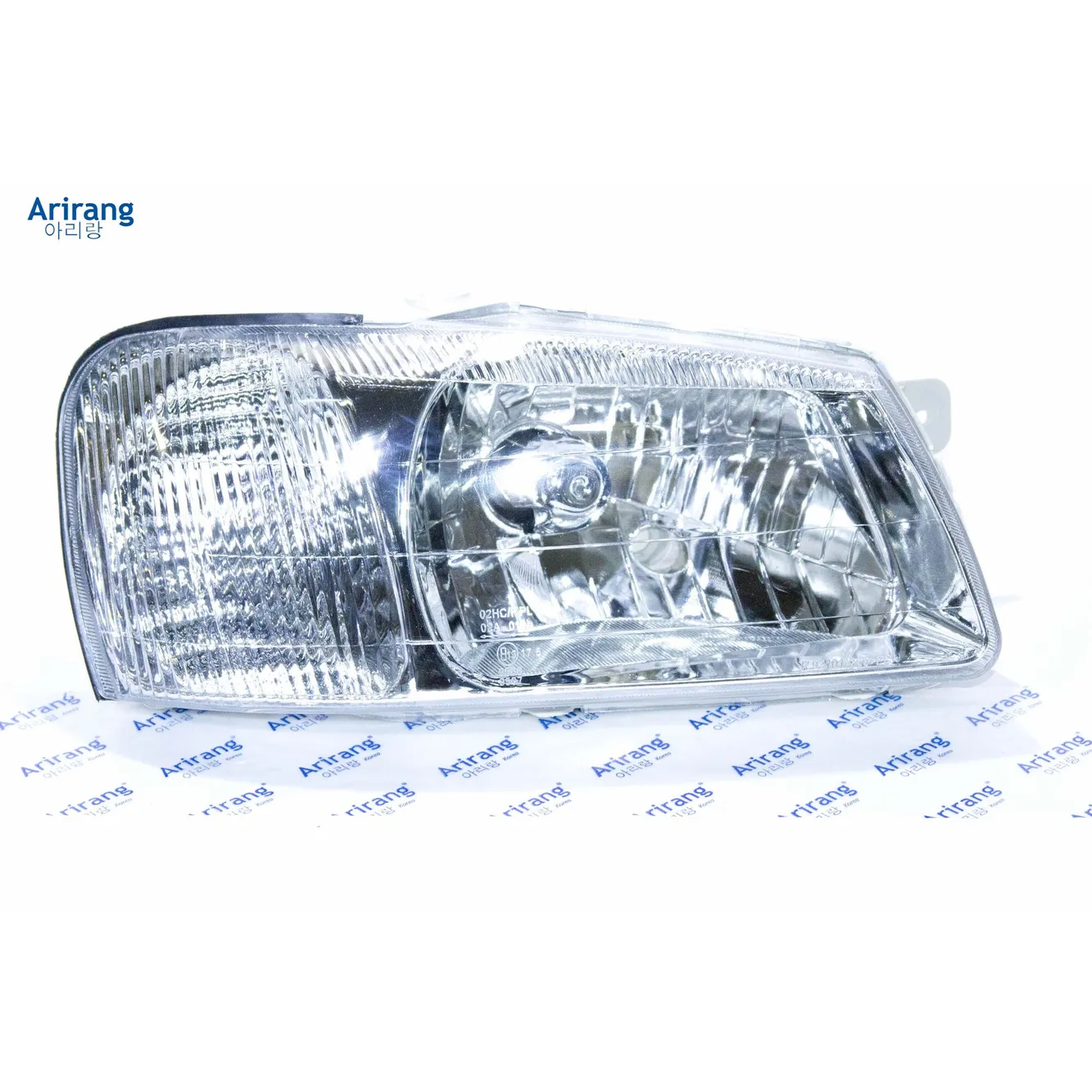 Фара передняя правая под корр.