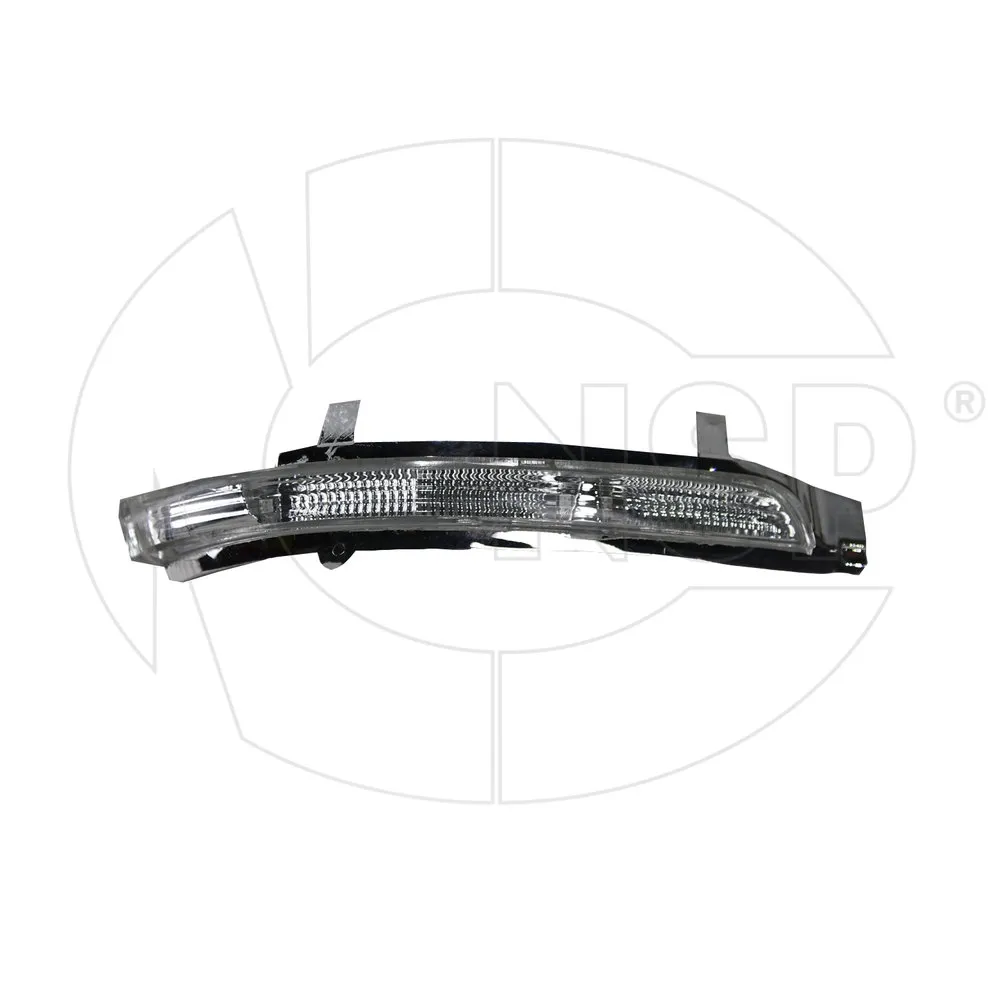 Повторитель указателя поворота зеркала правого SKODA Octavia A5 (05-13) NSP NSP083T0949102