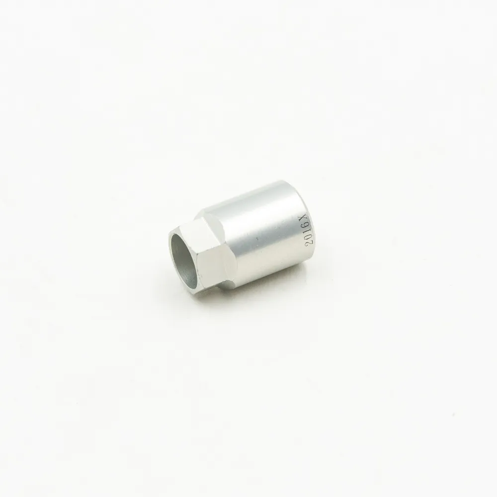 Гайка датчика давления в шинах  A0004015904 MERCEDES-BENZ A000 401 59 04 64