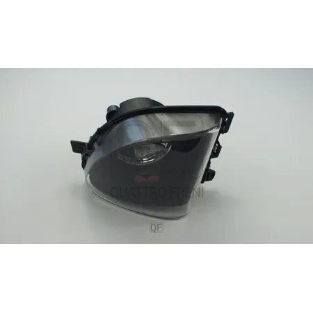 Фара противотуманная LH QUATTRO FRENI QF01M00047