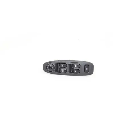 Кнопка стеклоподъёмника : l ACCENT MIL 2000-2005 BSG BSG 40-860-004