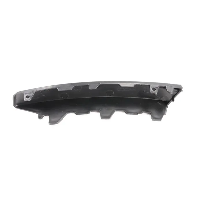 Молдинг бампера переднего Прав. VW Passat B6 2005-2010