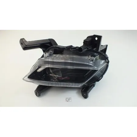 Фара противотуманная RH QUATTRO FRENI QF01M00088
