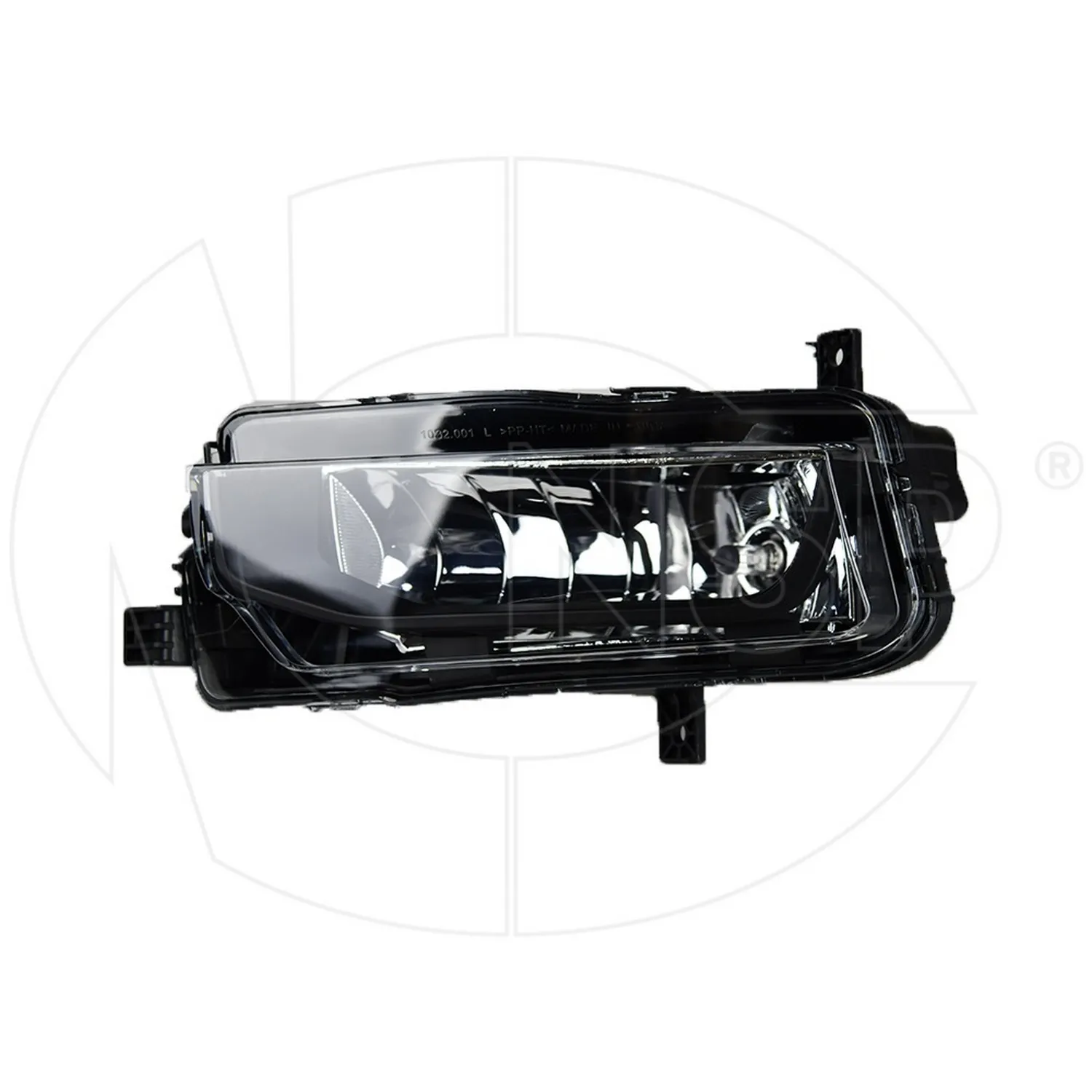 Фара противотуманная левая VOLKSWAGEN Transporter T6 (15-) NSP NSP087E0941661B