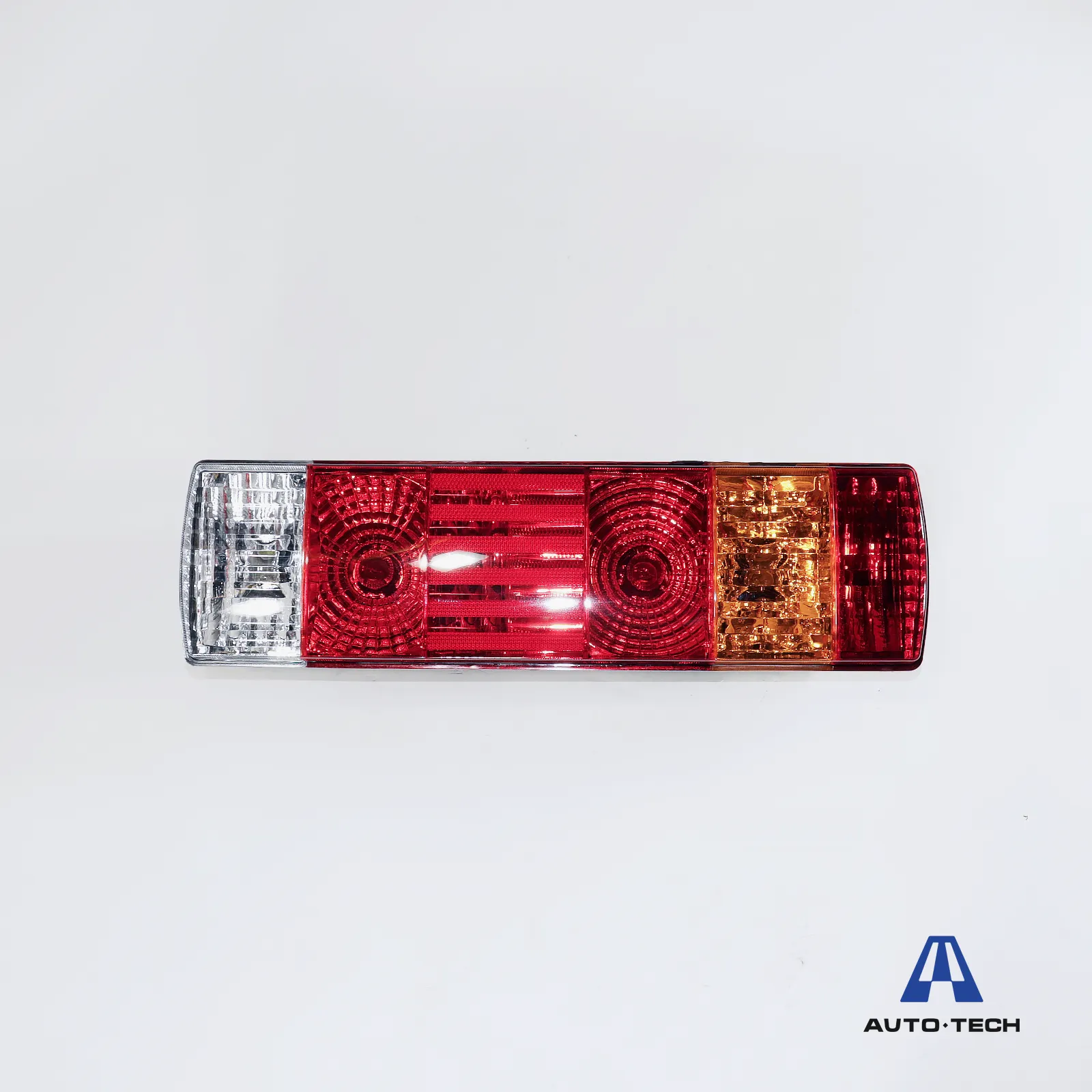 Фонарь задний правый J5,J6 AVTO-TECH AT1319