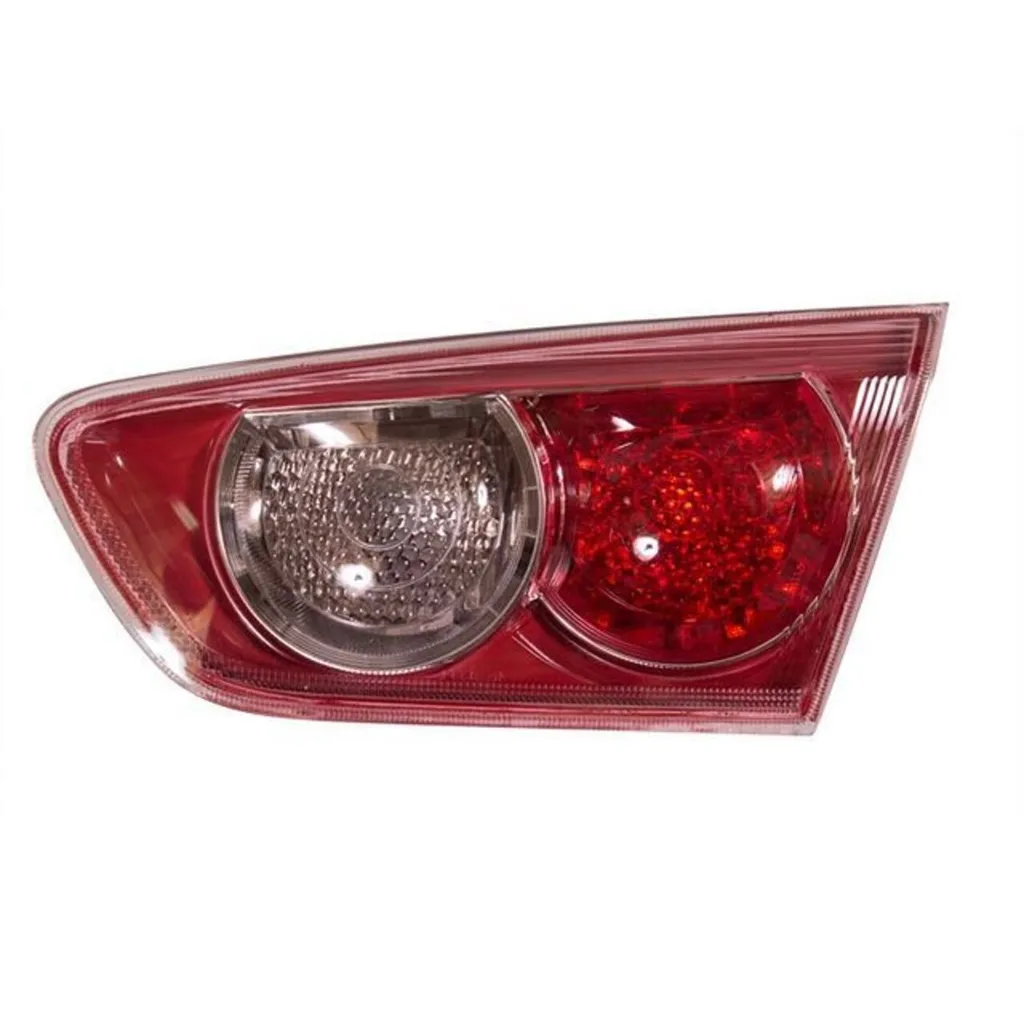 Фонарь задний правый внутренний LANCER X 2007-2010 423133UR