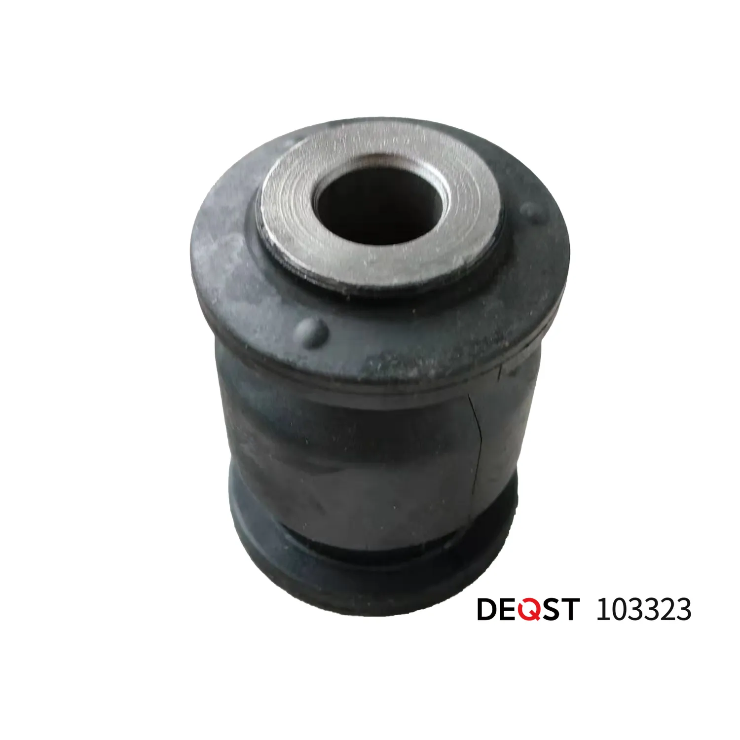 Сайлентблок переднего рычага передней подвески SUZUKI SX 4 RW41 DEQST 103323