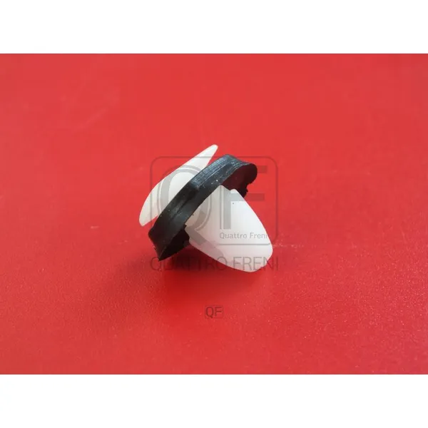 Клипса крепления молдинга QUATTRO FRENI QF00X00058