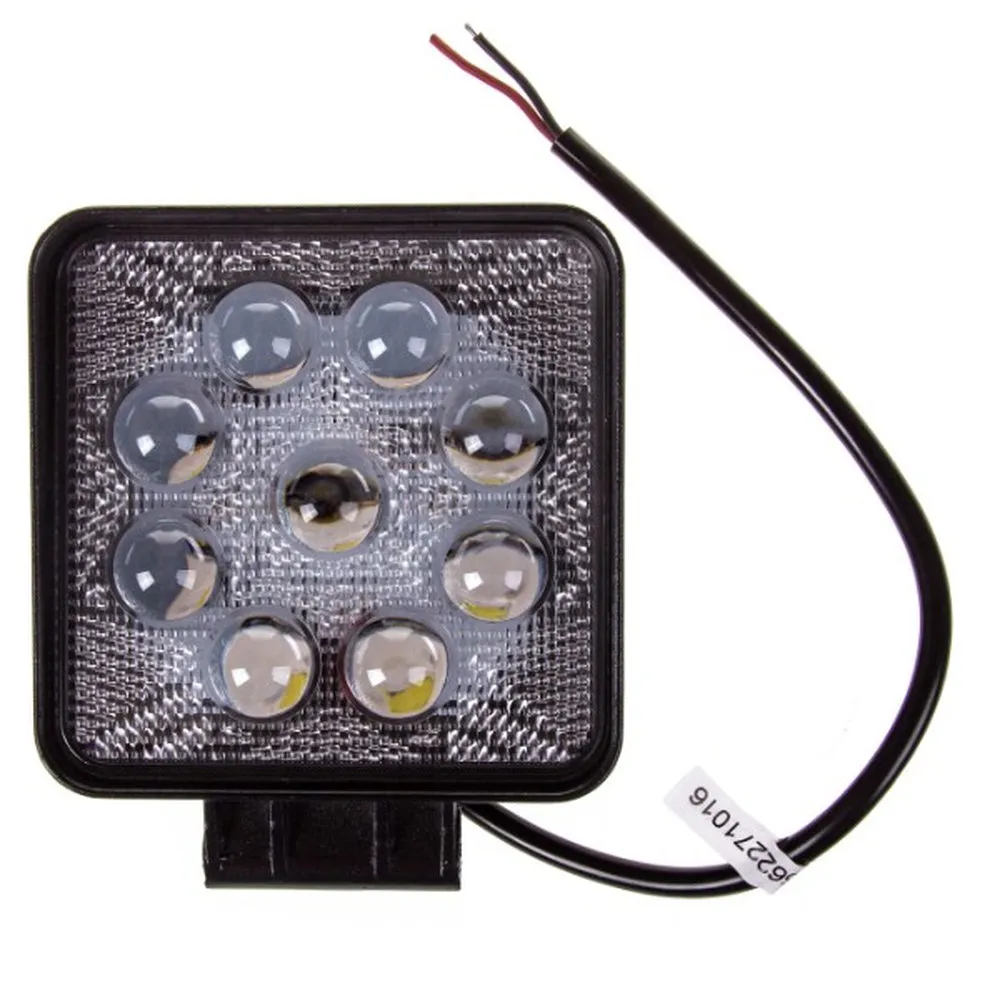 Фара светодиодная OFF ROAD 105105мм квадратная 12V/24V 27W 6000К 9 диодов Дальний свет; SKYWAY SKYWAY S08401009
