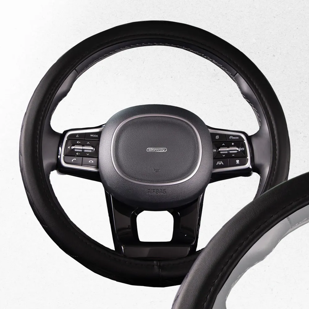 Оплетка на руль Hit-2 экокожа, Черная М, SKYWAY S01102054