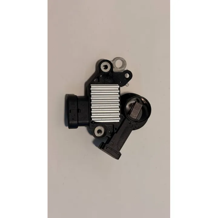 Регулятор напряжения генератора, Уценка CHEVROLET Aveo/Lacetti/Captiva /3PIN STARTVOLT VRR 0550-N0 Уценка