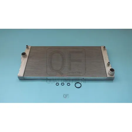 Радиатор охлаждения двигателя QUATTRO FRENI QF55A00064