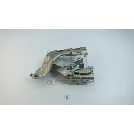 Петля капота LH QUATTRO FRENI QF72G00076