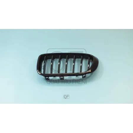 Решетка радиатора LH QUATTRO FRENI QF13G00019