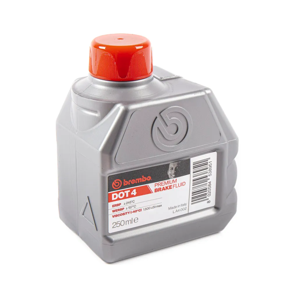 Жидкость тормозная BREMBO Universal DOT4 0,25 л L A4 002