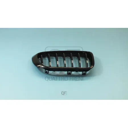 Решетка радиатора RH QUATTRO FRENI QF13G00020