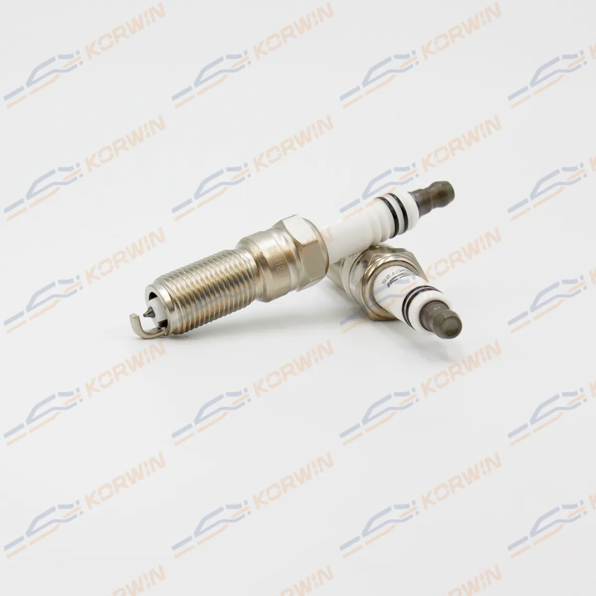 Свеча зажигания (аналог PTR5A13) Double Platinum KORWIN KWND0725
