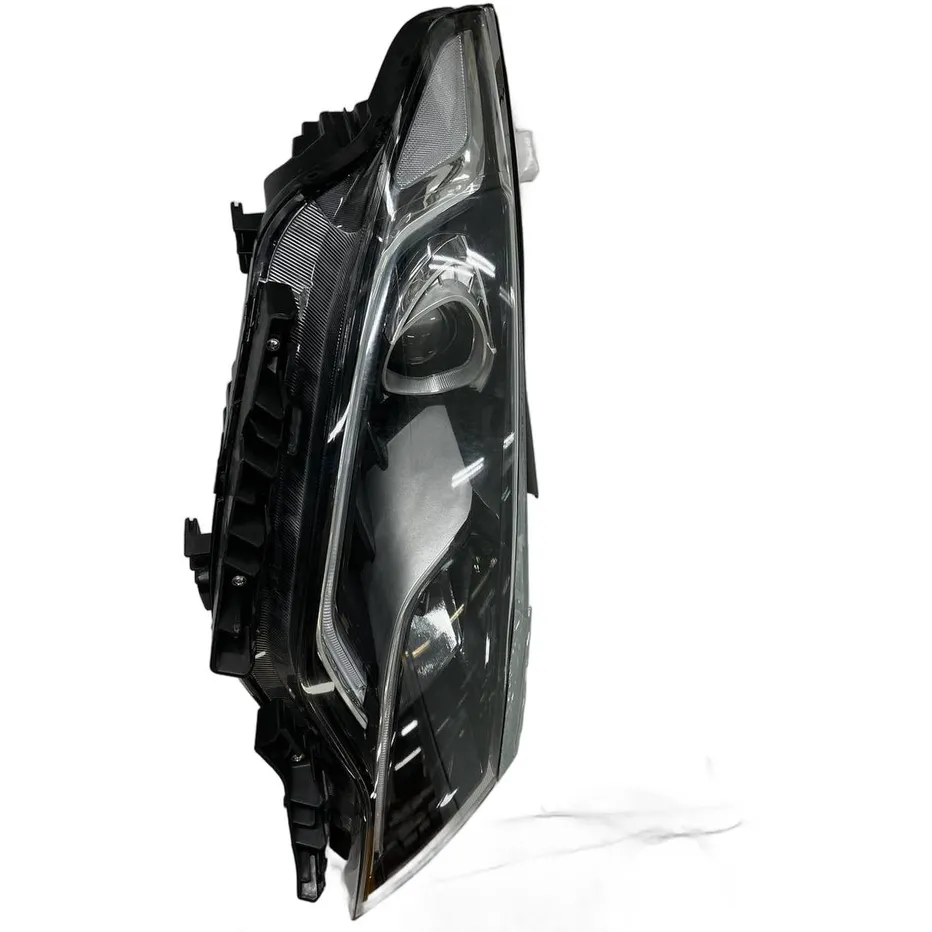 Фара передняя Прав., Уценка KIA Optima 2018 Halogen (Russia version) TECHWIT HD001KAI018TW-N1 Уценка