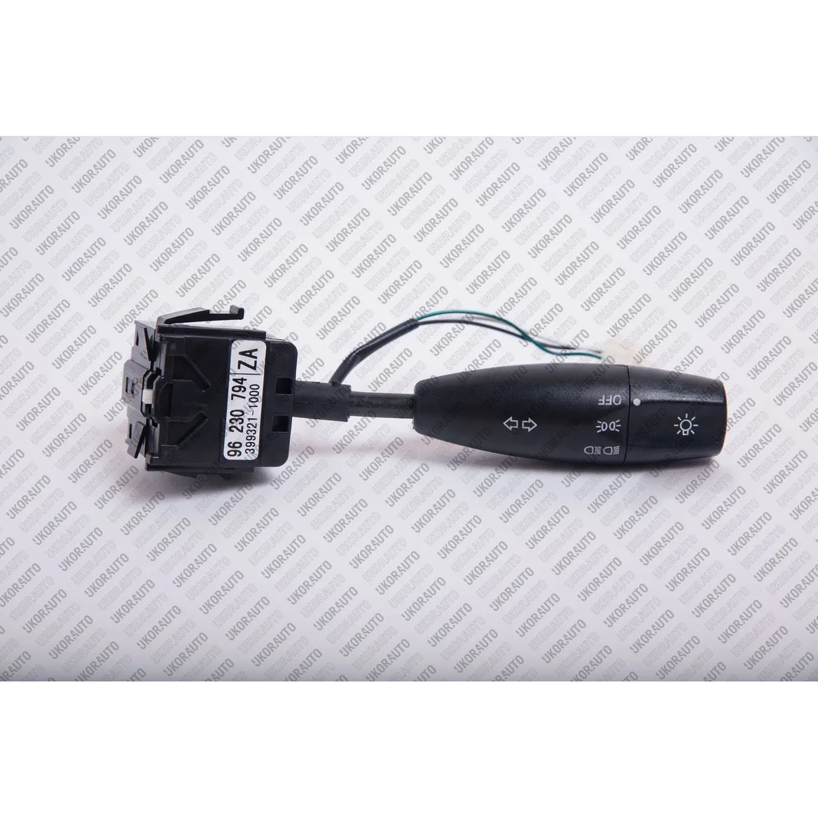 Переключатель подрулевой CHEVROLET Lanos UkorAuto UDW9L94816