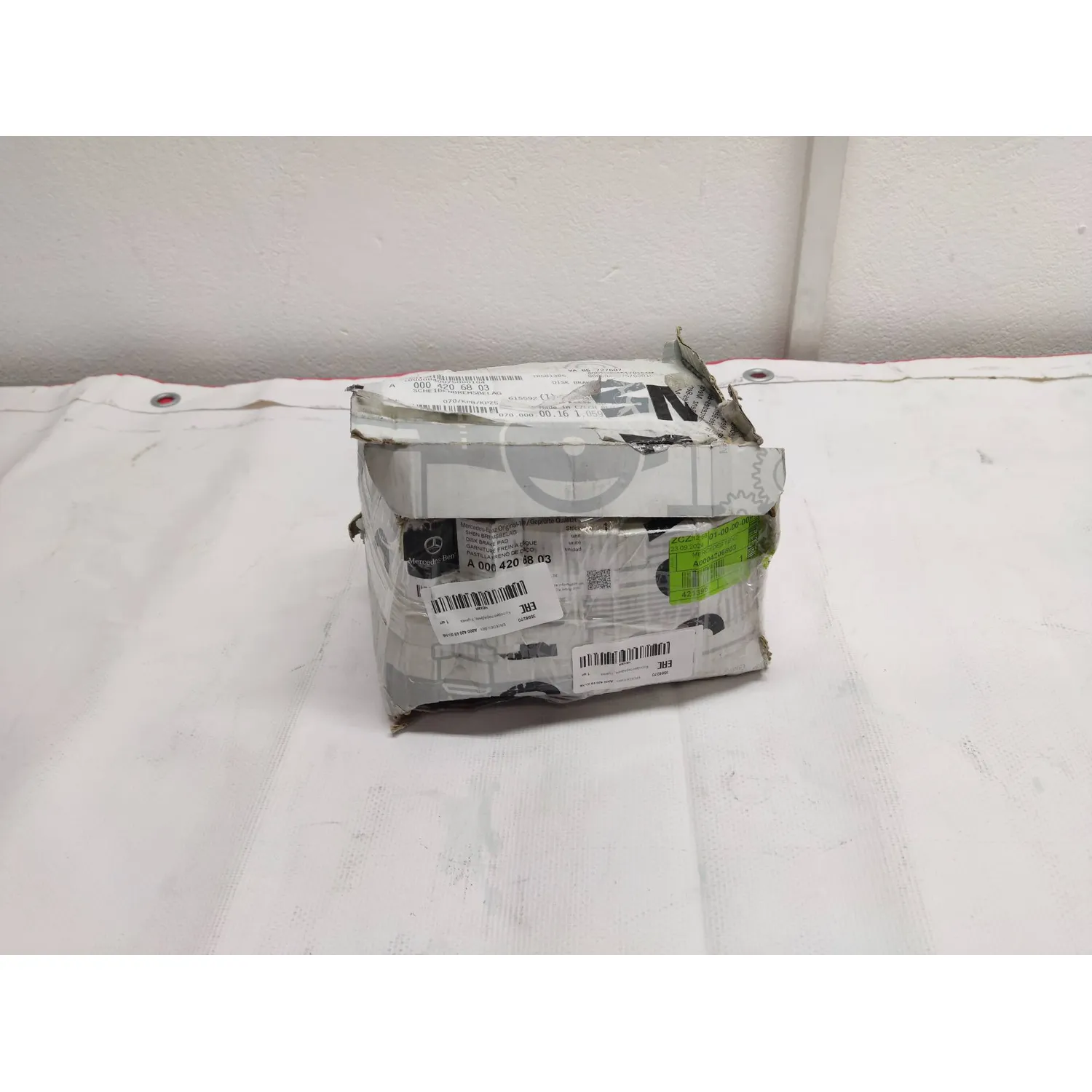 Колодки передние, Уценка MB GLE-V167 / GLS-X167 18-> MERCEDES-BENZ A000 420 68 03-N6 Уценка