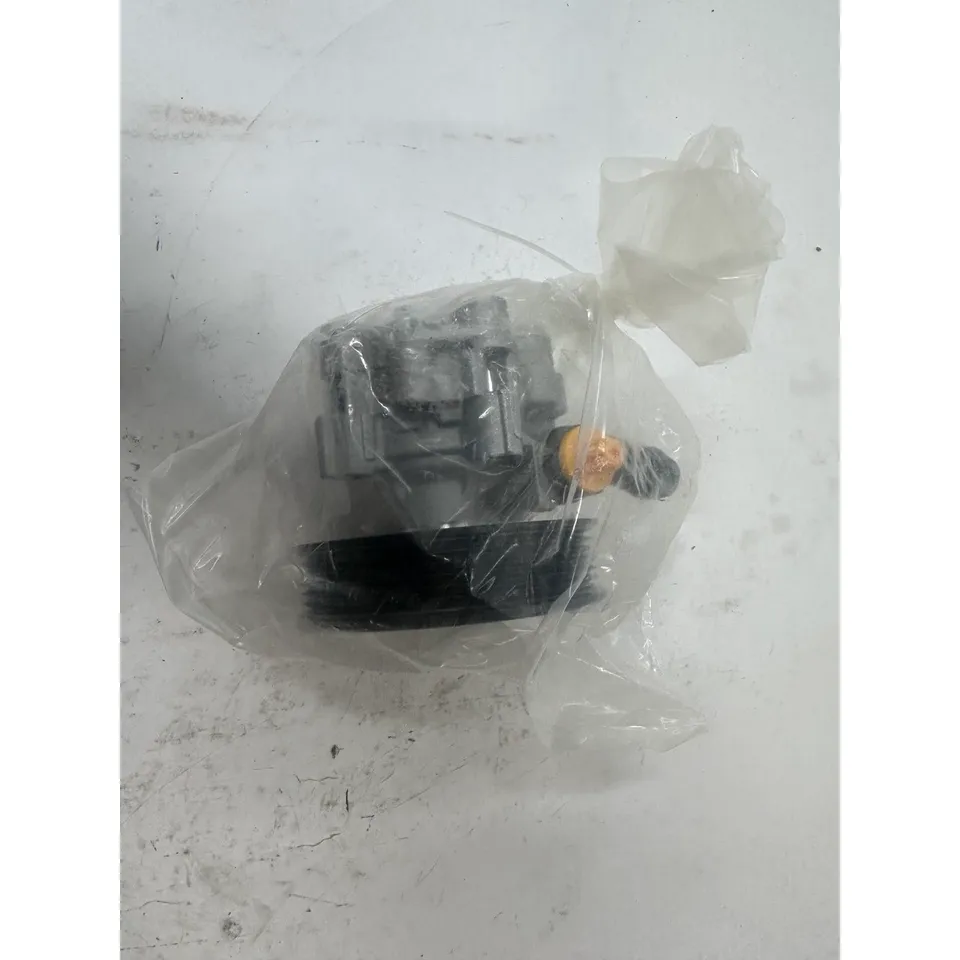 Насос ГУР, Уценка Chevrolet Captiva (06-)/Opel Antara (06-) 2.2D LUZAR LPS 0522-N0 Уценка