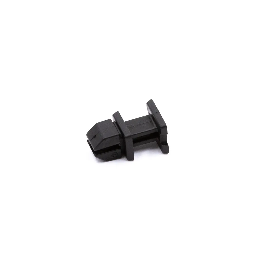 Пистон обшивки багажника MERCEDES-BENZ A124 990 07 92 9051