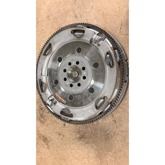 Маховик двухмассовый, Уценка VW CRAFTER 06> 2.5TDI(BJM/CECB 163л/с) LUK 415 0336 10-N0 Уценка