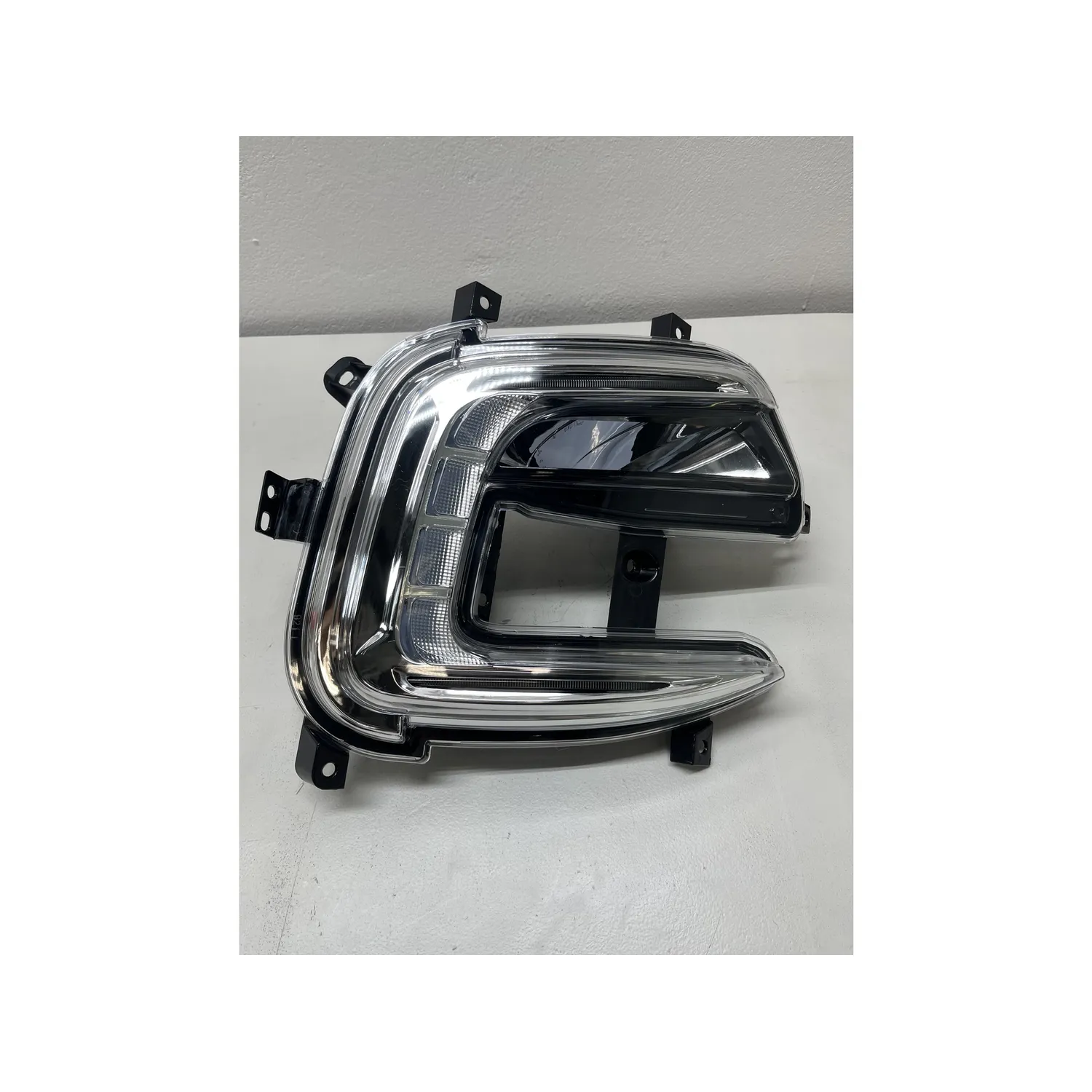 Фара противотуманная RENAULT KAPTUR 16- LH LED с ДХО, Уценка