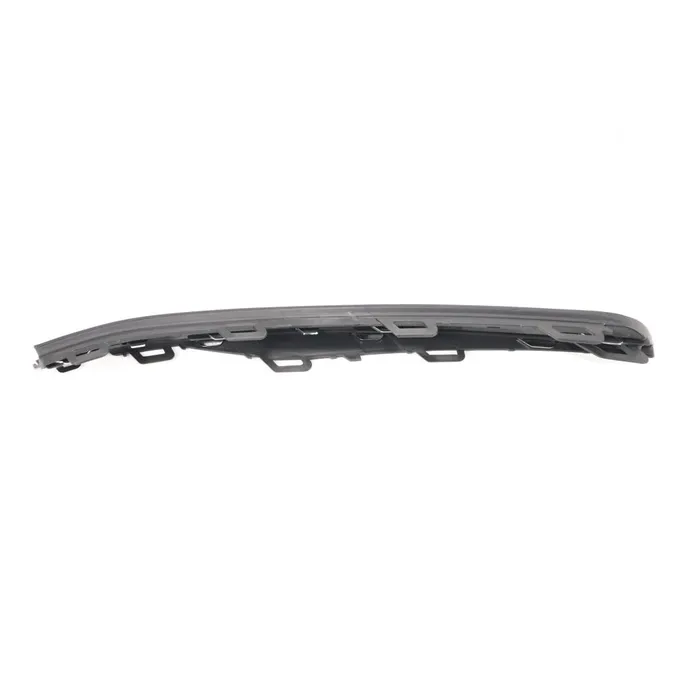 Молдинг накладки противотуманной фары Прав. VW Golf 7 2017-2020 DoCar 5G0853666NDCR