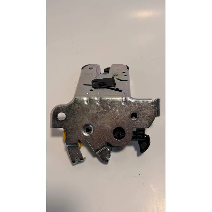 Замок, Уценка VAG VAG 4M0827506F-N0 Уценка